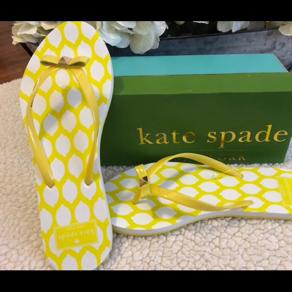 kate spade Shoes - Kate Spade Flip Flops NWT's❗️Size 8M